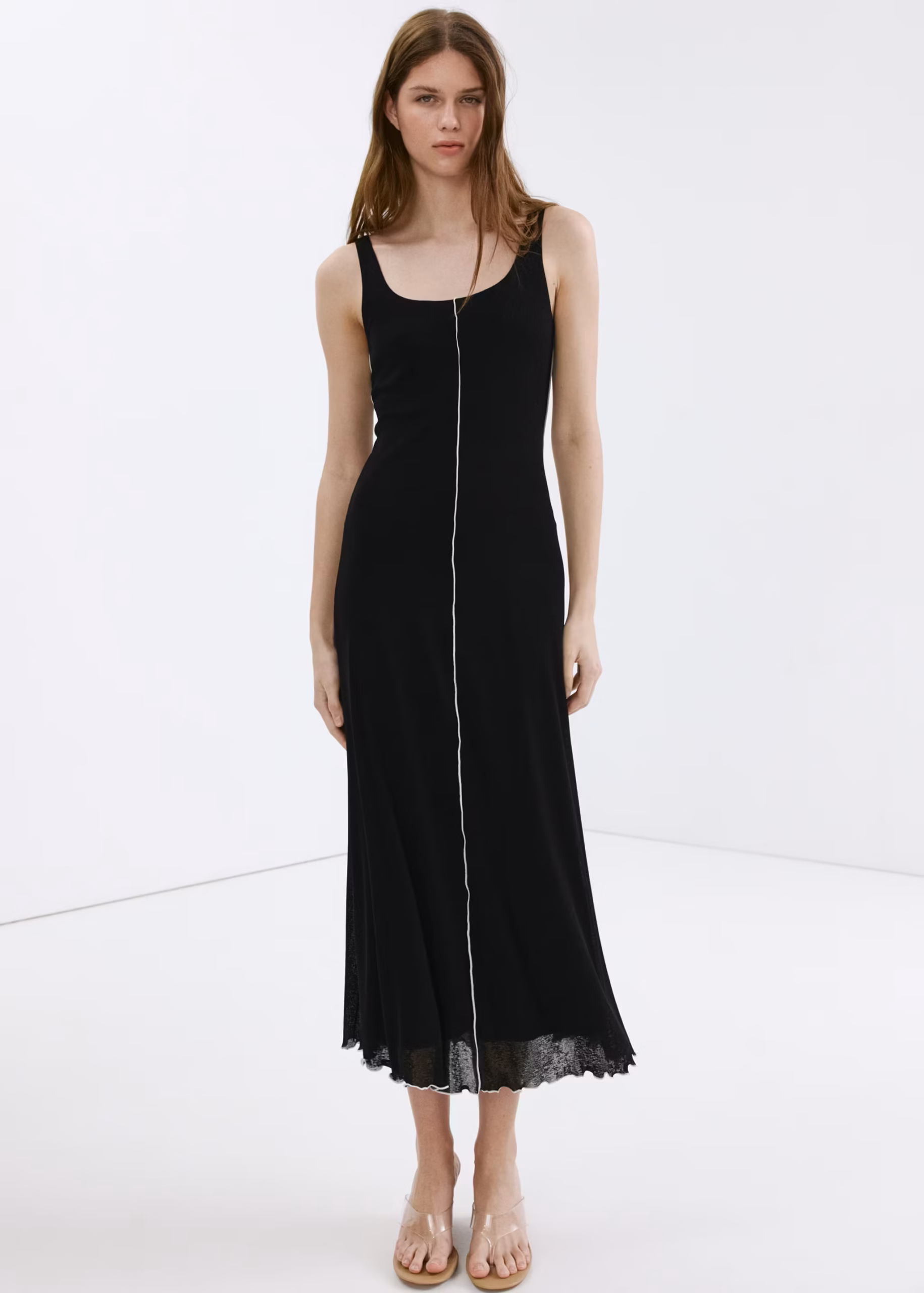 Knit dress with contrasting stitching